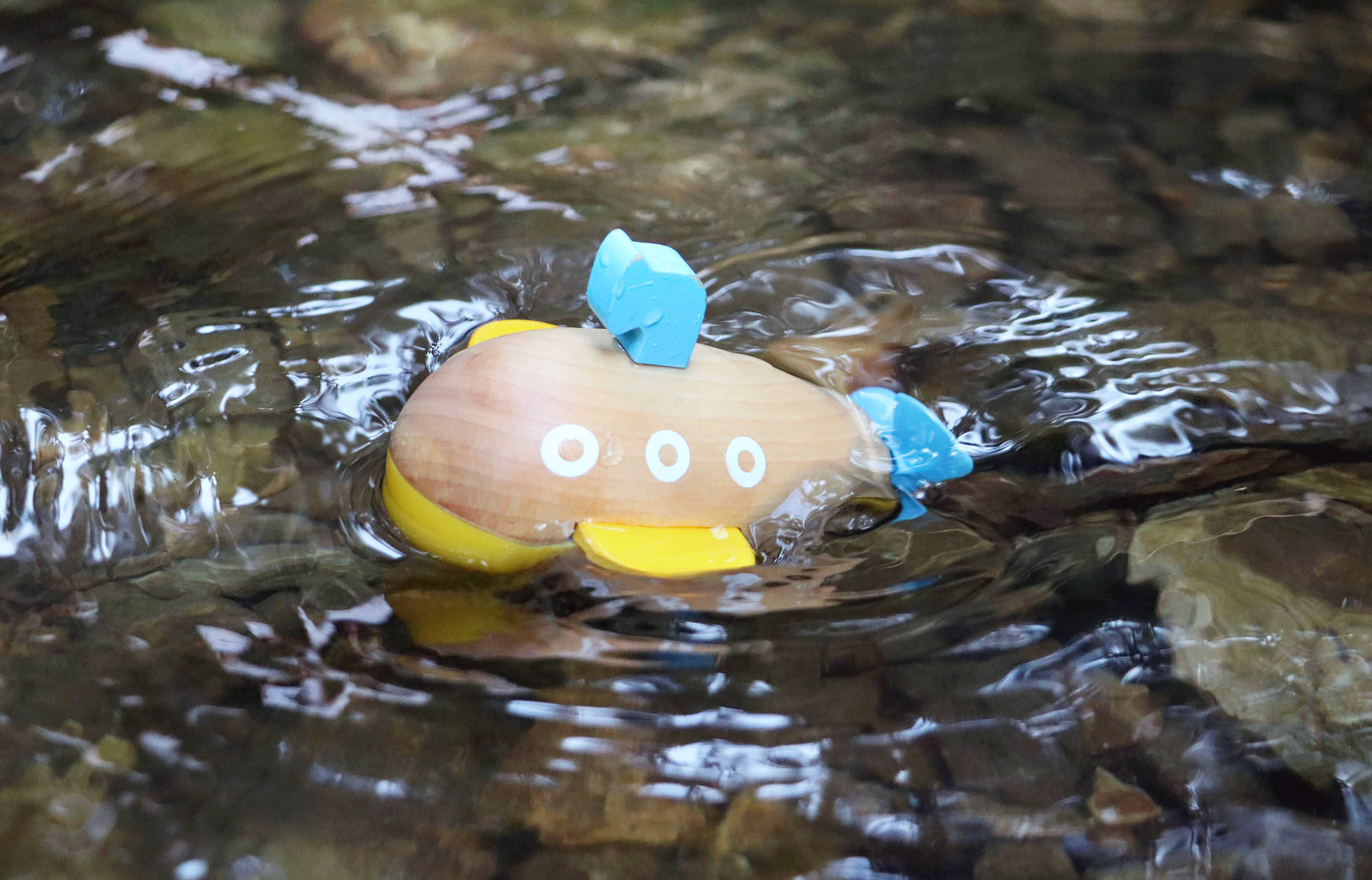 11657_legler_small_foot_wasserspielzeug_aufzieh_u_boot_f_20201214